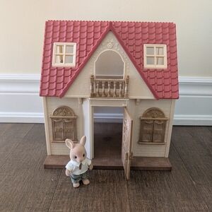 Calico Critters Red Roof Cottage With Kangeroo